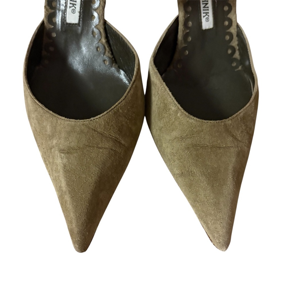 Manolo Blahnik Women's Greige Leather Pointed Toe Ankle Strap Heels 36 Sz 6 - Picture 6 of 9